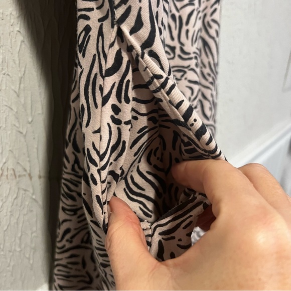 Pact Windswept Oat Fit and Flare Midi Dress size X Small - Picture 6 of 13